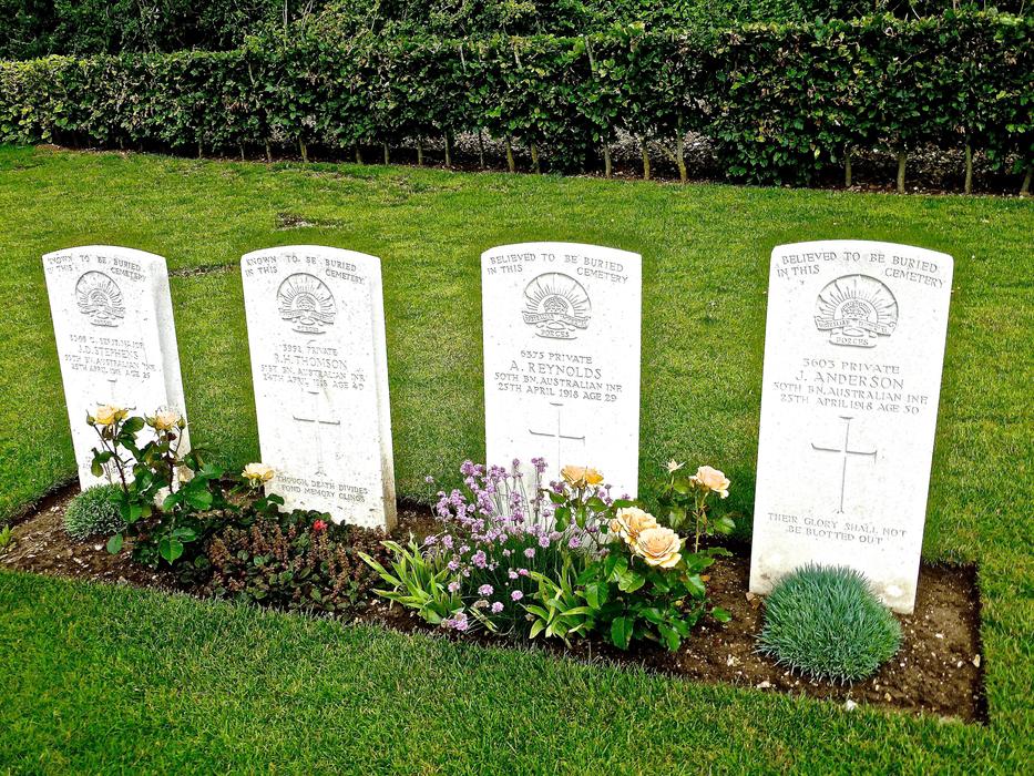 Gravestones Commemoration Military