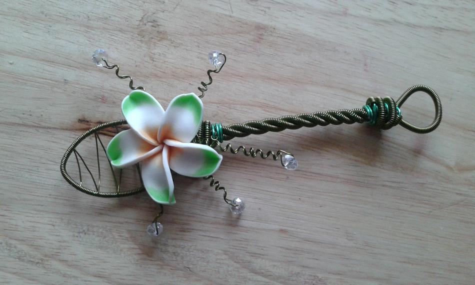 Spoon Wire Flower