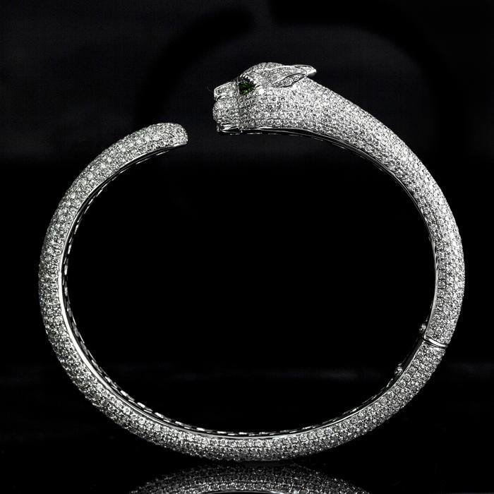 twisted bracelet with animal head