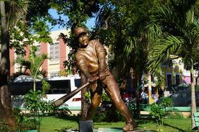 bronze sculpture in the park