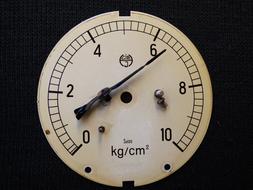Disk Quadrant Needle Manometer