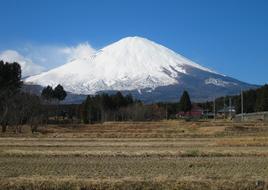 mountain in the snow against the sky