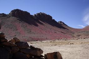 beautiful rocks in the desert