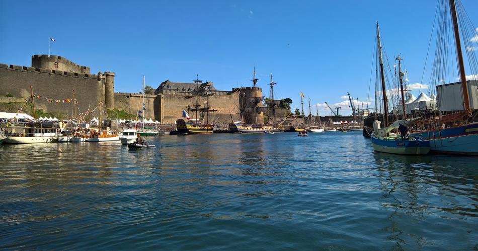 boats near old fortress in Port, france, Brest