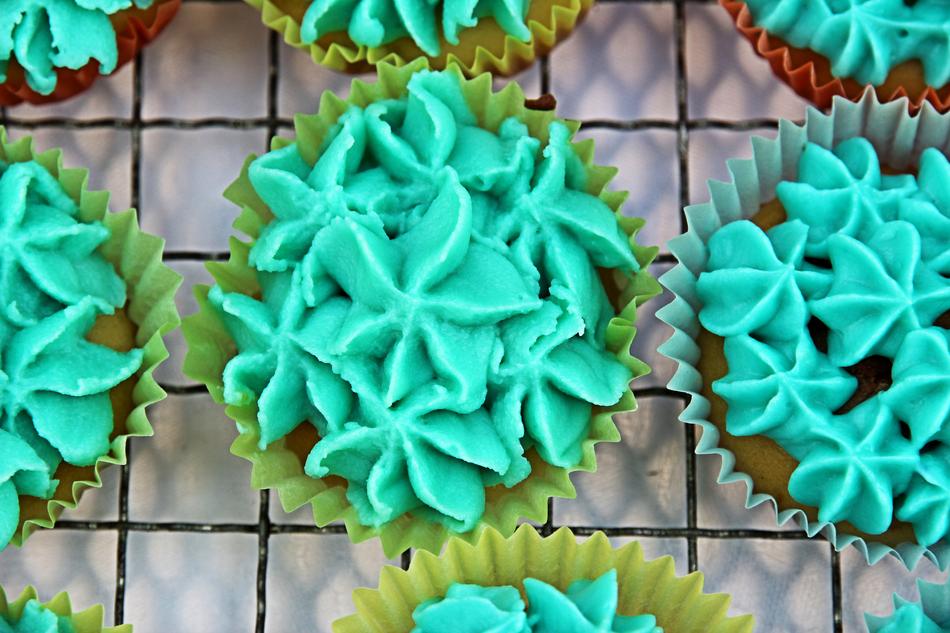 Frosting Dessert Sweet Dish