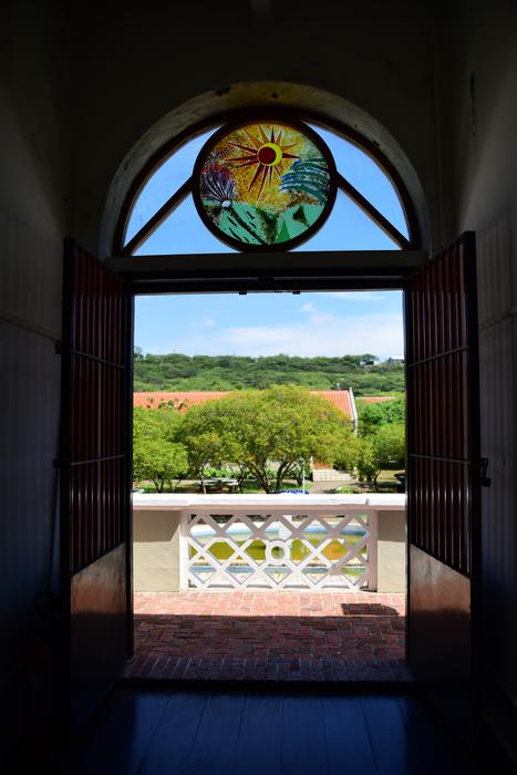 open door to the street
