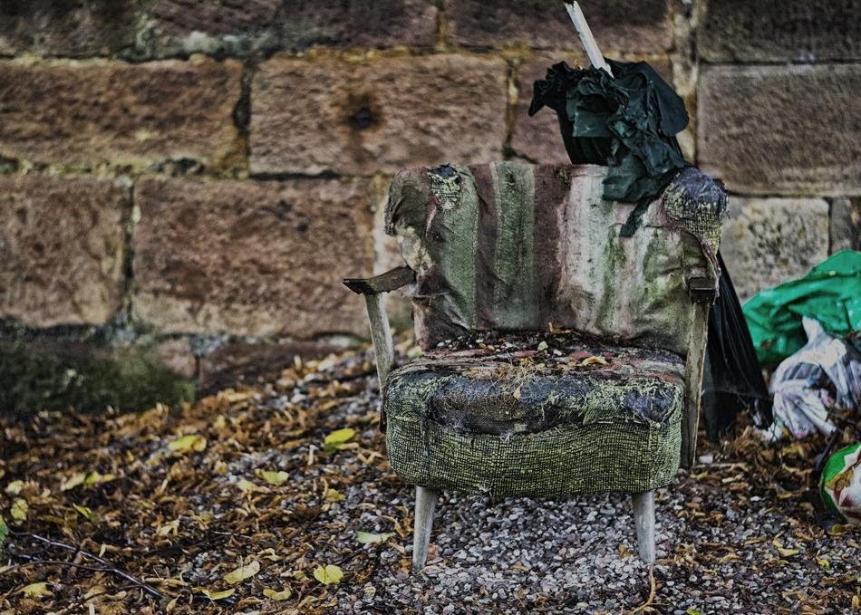 Old Chair Decay