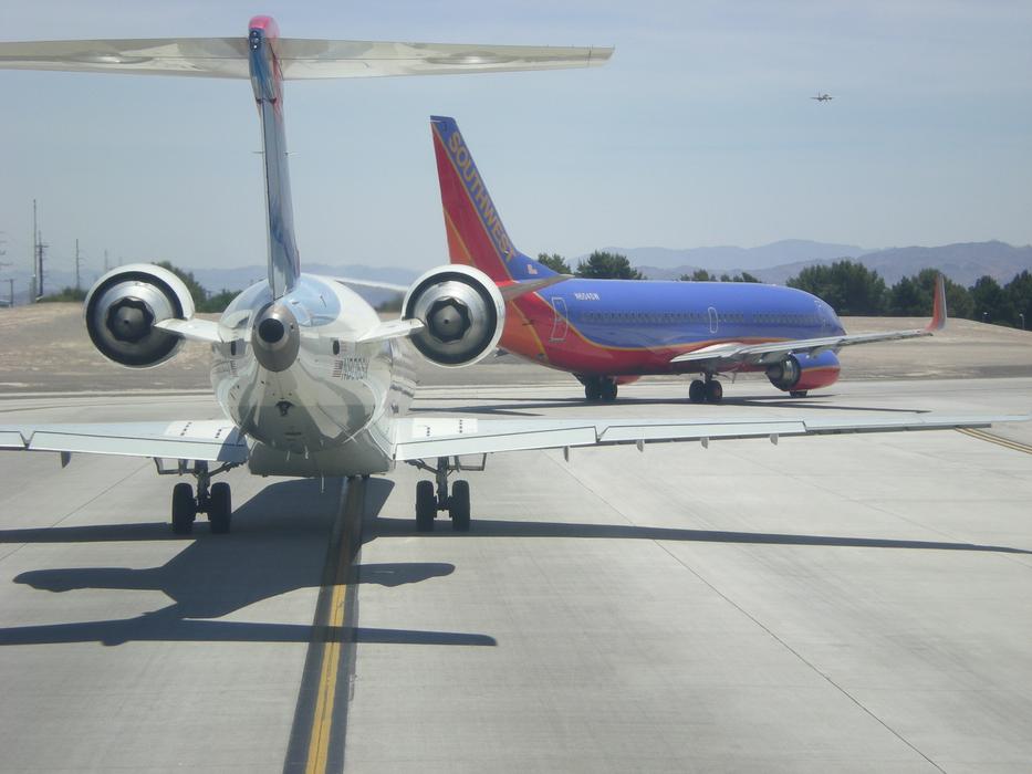 planes on the runway in vegas