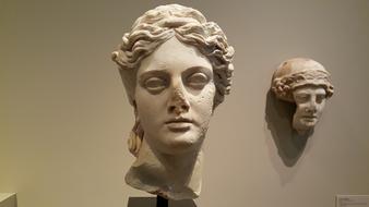 sculpture face without a nose