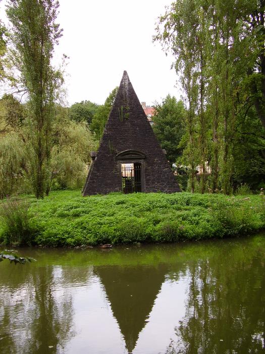 Masonic Pyramid Hanau