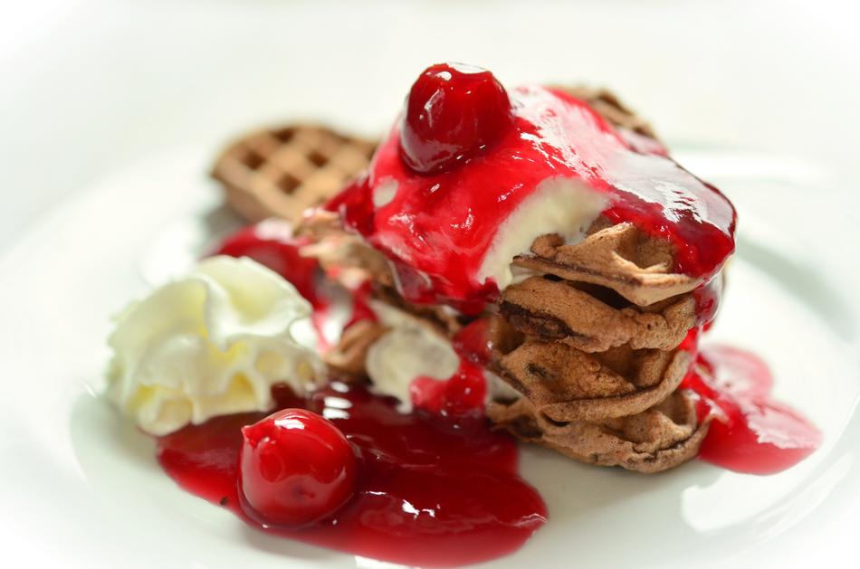 cookies with cream and jam
