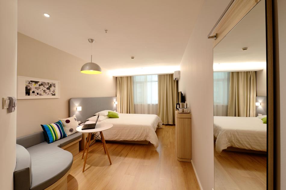 Hotel Guest Room