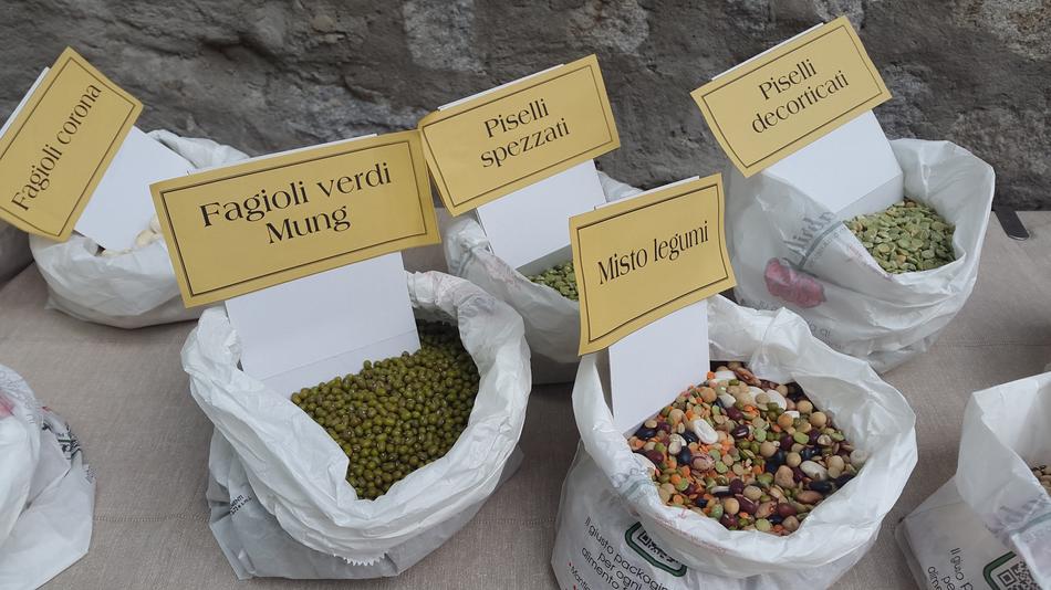 bean spices in a bag
