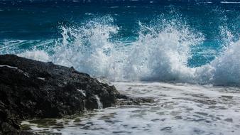 Wave Smashing Foam