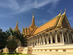 Palace Phnom Penh Brilliant