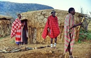 Kenyans in traditional dress