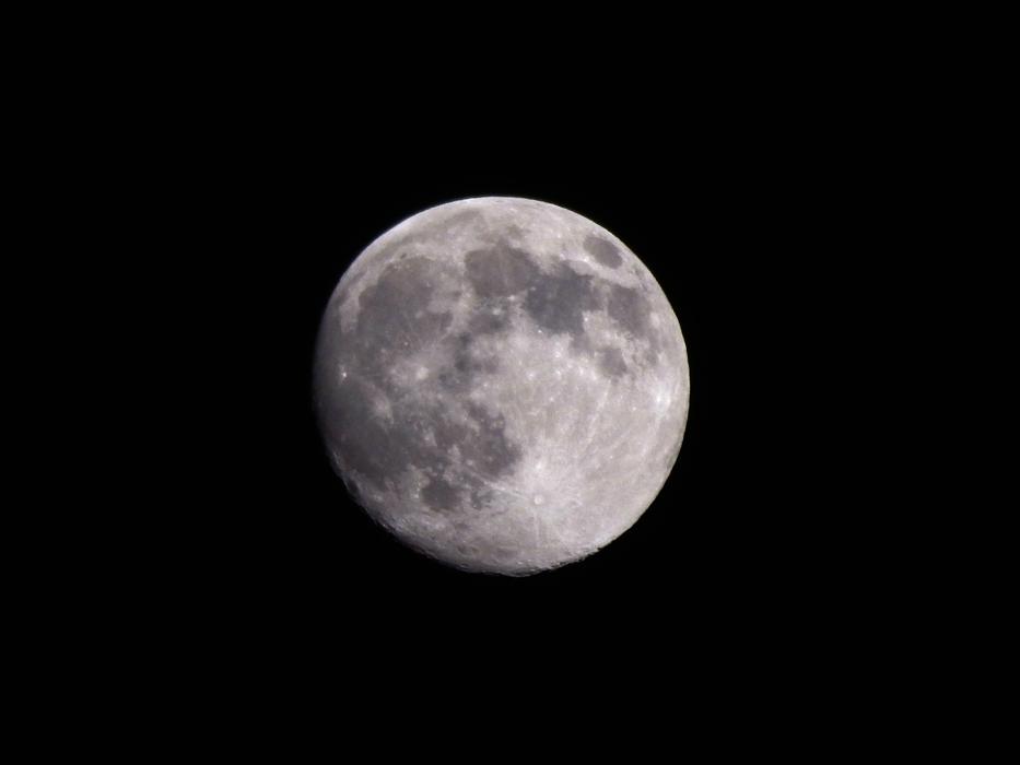 beautiful view of the moon at night