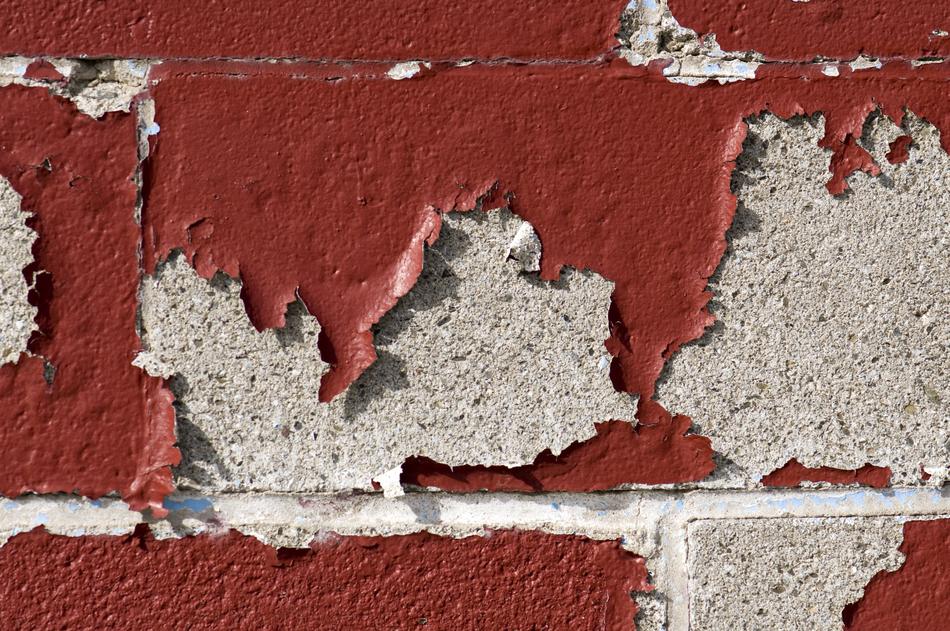The red wall is rimmed