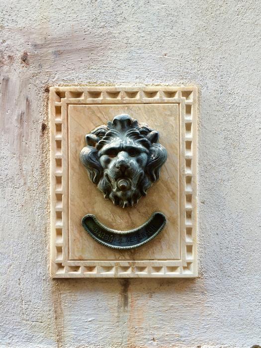 Doorbell Venice Old