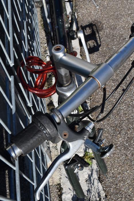 lock attached to the bike