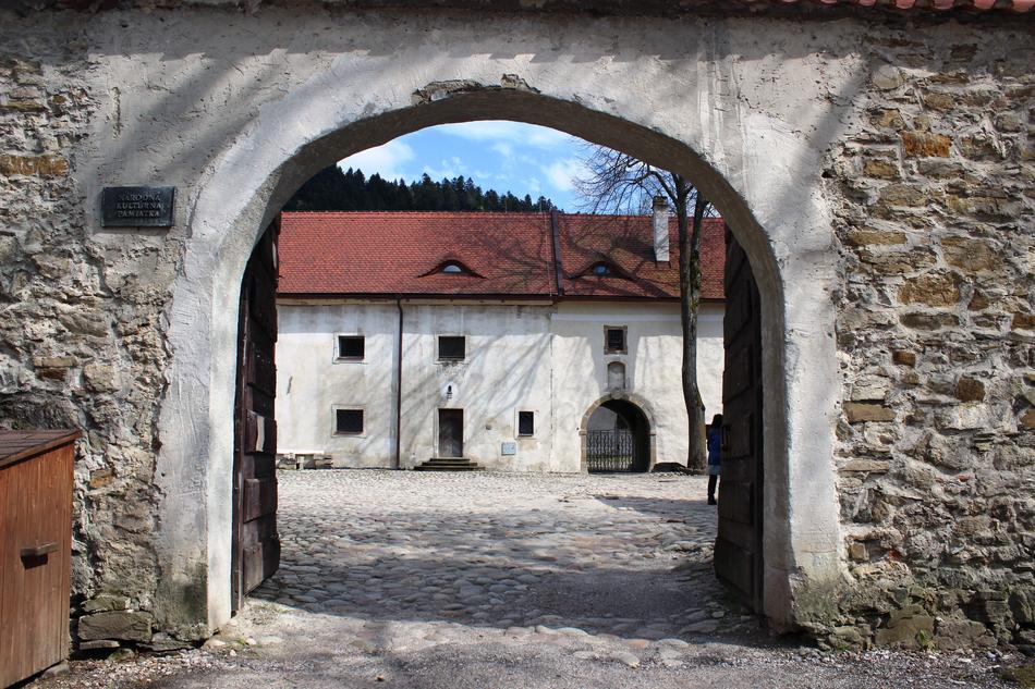 archway to the monastery
