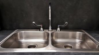 shiny kitchen sink