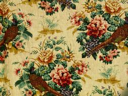 beautiful pattern of flowers on the wallpaper