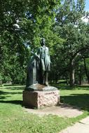 gorgeous statue in the park