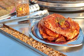 roast pork with basil and tomato sauce