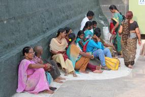 Women Waiting Sari