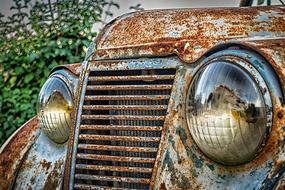 Auto Front Spotlight