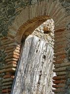 stone archway to the castle