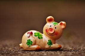 Lucky Pig, funny painted Figurine