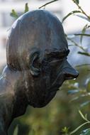 Head Nose statue