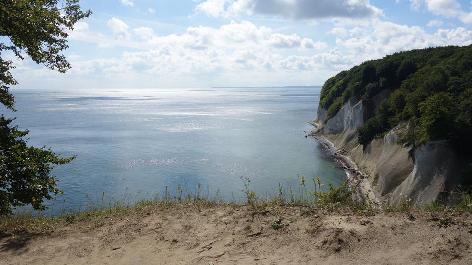 beautiful scenery of the sea and cliffs
