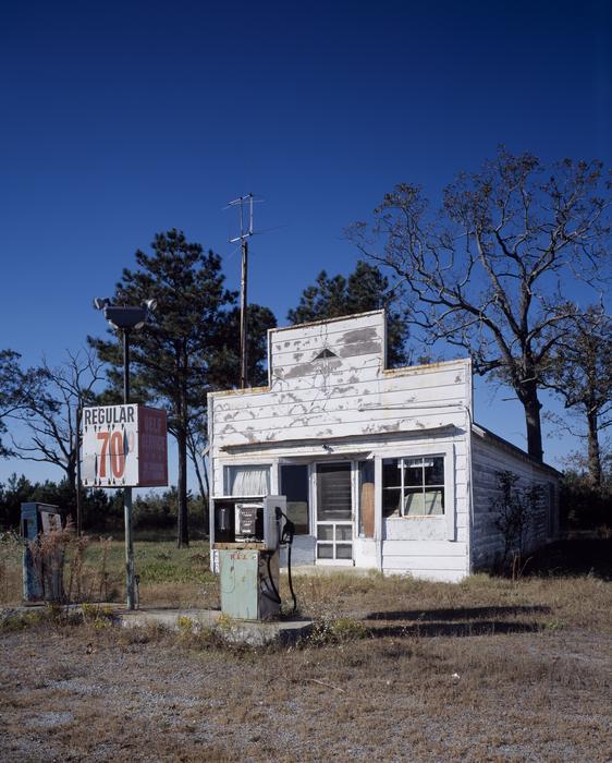 the old forgotten gas station