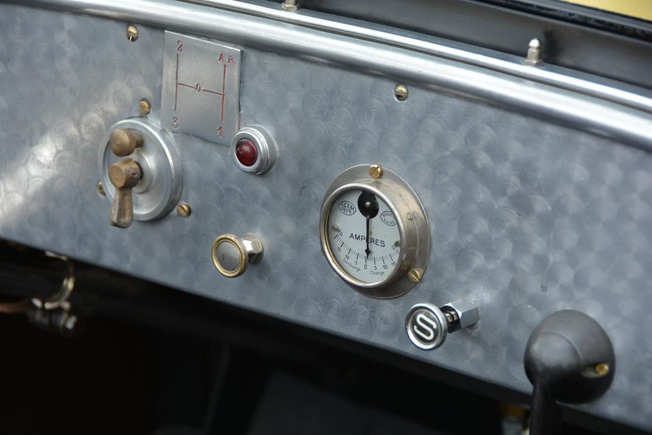 Old Vehicle Dashboard Car Classic