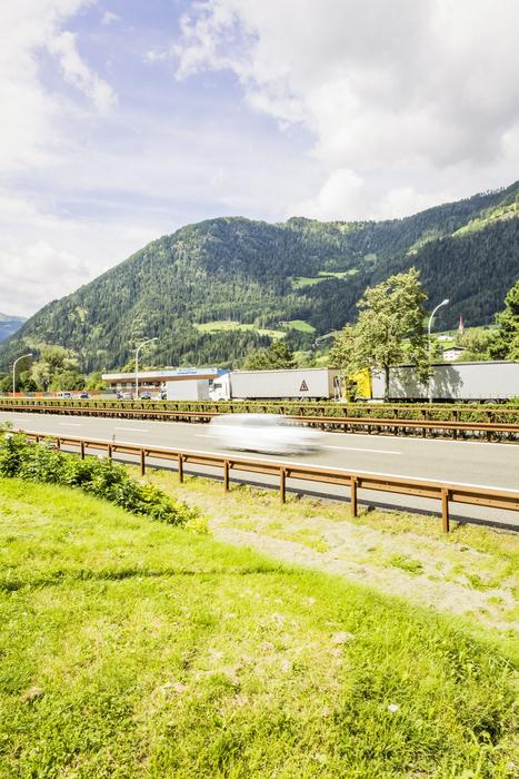 Highway Crash Barriers Vehicles