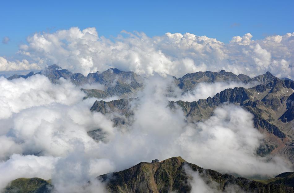 PyrÃ©nÃ©es Mountain France