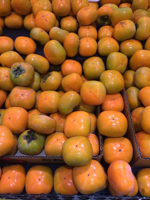 ripe mandarins on the market