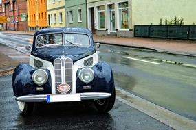 Auto Old Historically