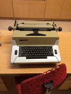 Typewriter Old School 70