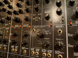 Synthetizer Analog Moog
