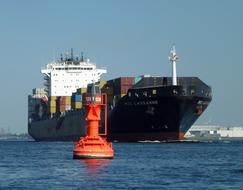 Container Ton ship