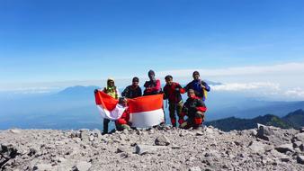 Summit Tracking Mountain