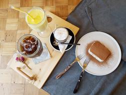 tiramisu and coffee
