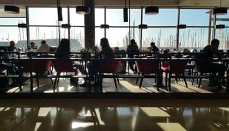 people in the cafe