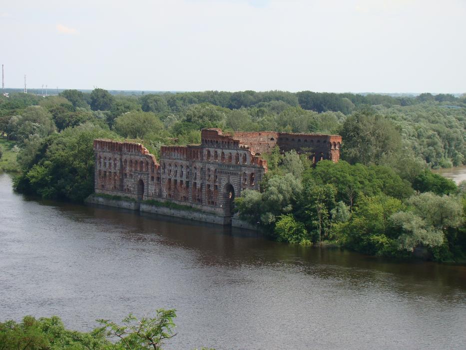 the old red house by the river