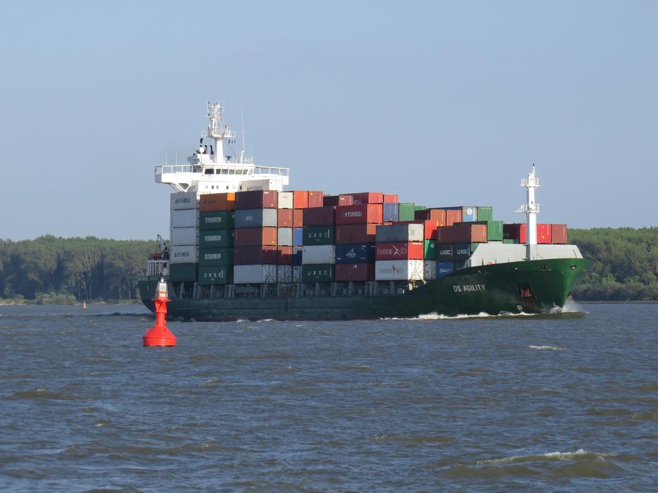 Ship Container Elbe