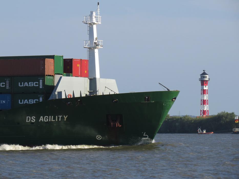 Ship Container Elbe